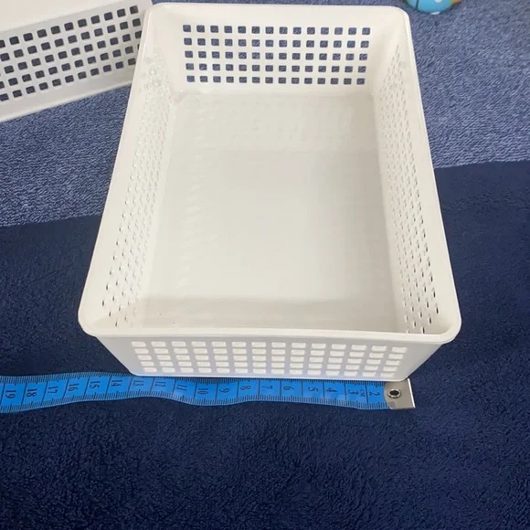 Plastic Tray/Basket - Picture 4 of 5
